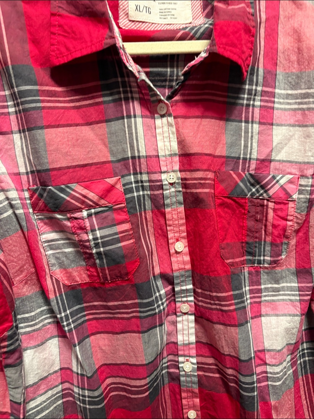 Aeropostale 100% Cotton pink red and Gray Plaid Button-Down Shirt PtP 22
L 27 - Picture 3 of 3